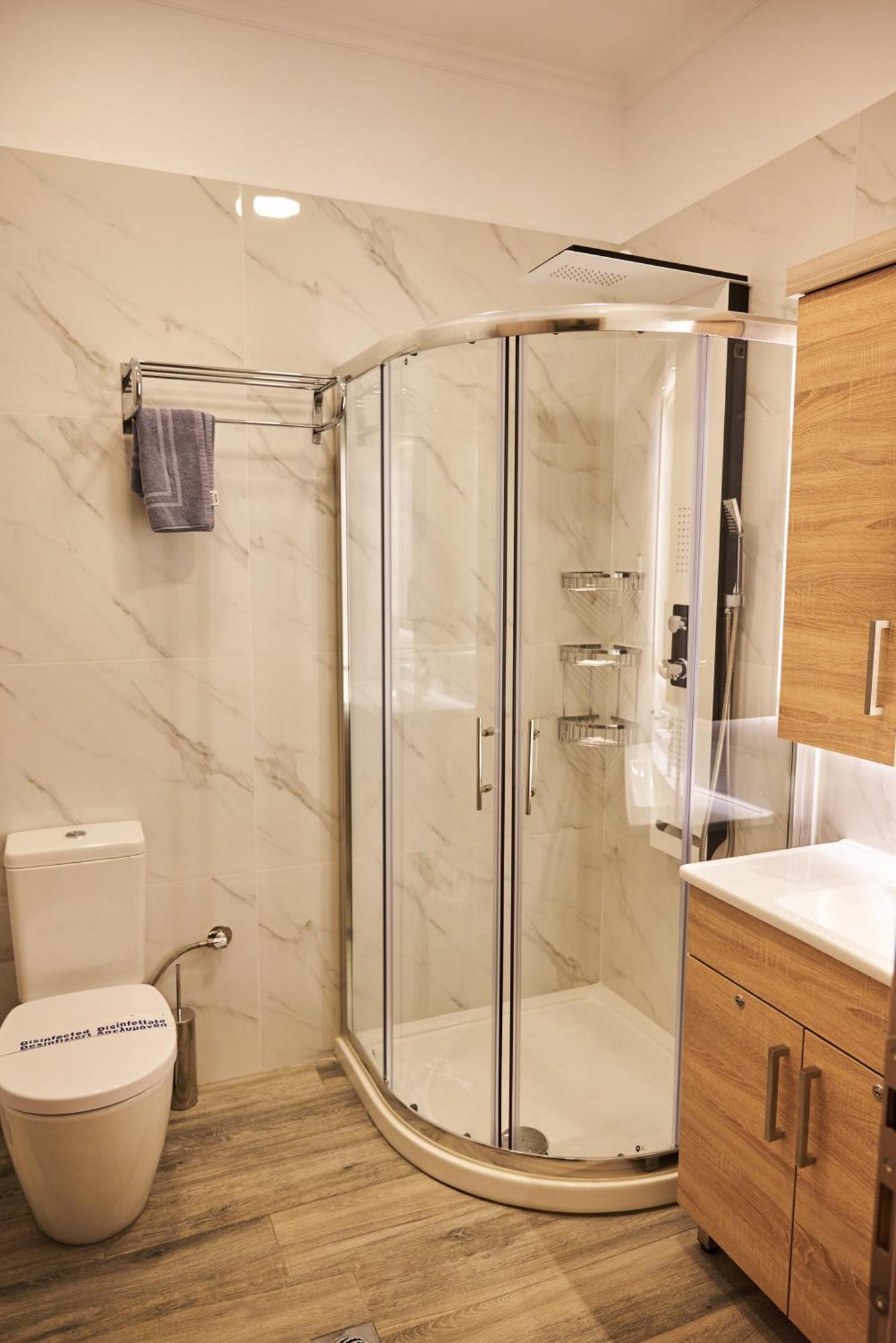 Famissi Suites 2 Kalampaka Exteriör bild